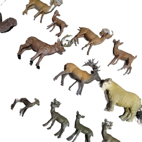 Play farm animals deer playhouse, farm, train sets collectible deer cake toppers - Picture 6 of 11